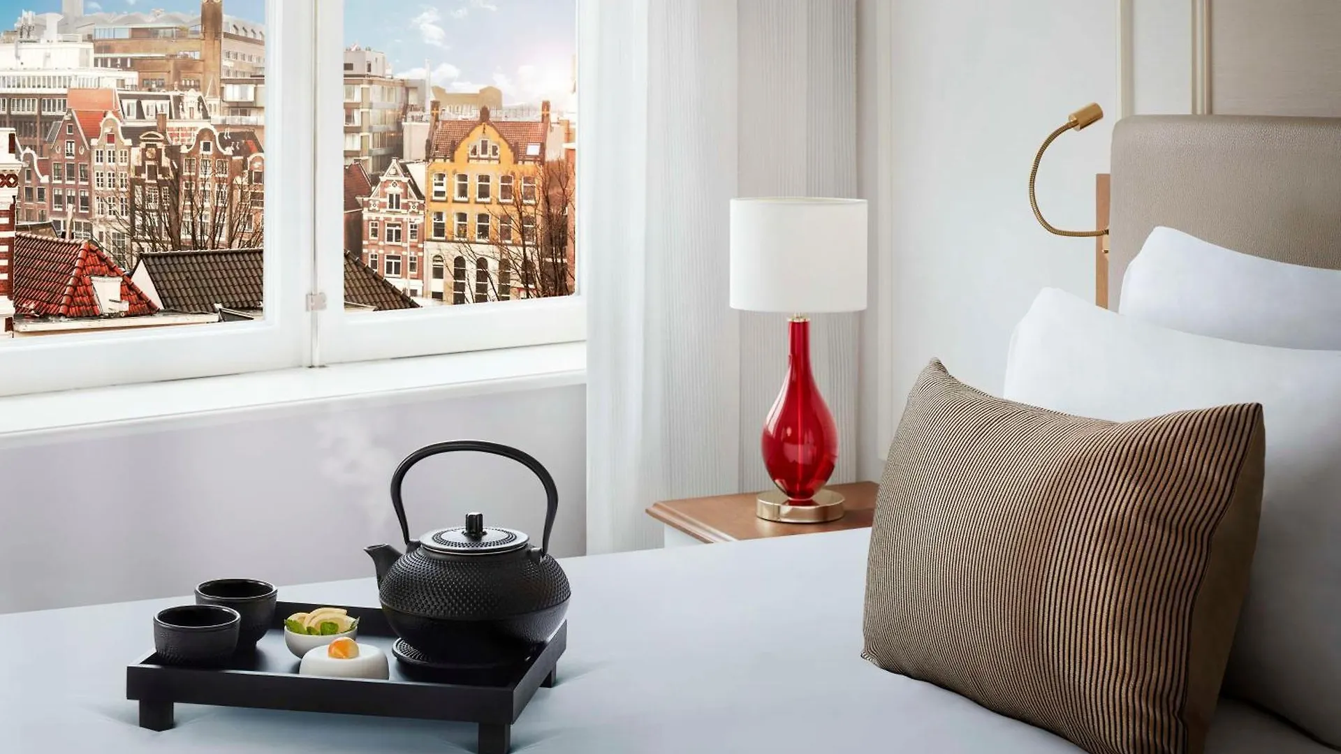 Tivoli Doelen Amsterdam Hotel